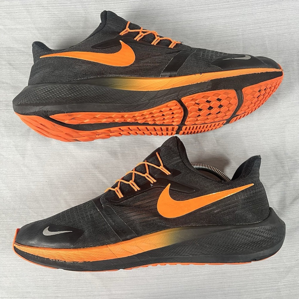 Nike Air Zoom Pegasus Flyease Mens Size 10 Black Orange Running Shoes D07437-900